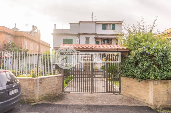 appartamento in vendita a Roma in zona Romanina