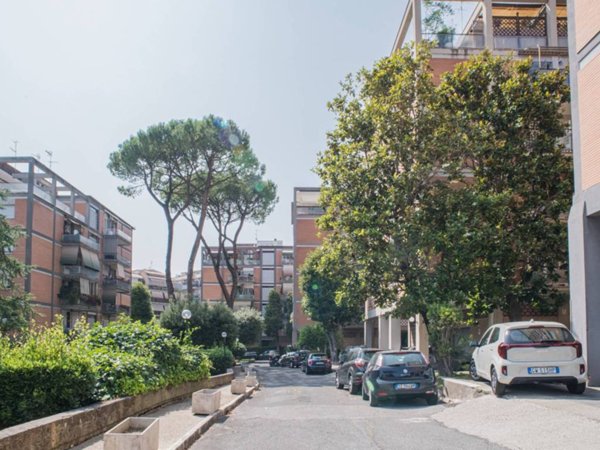 appartamento in vendita a Roma in zona Portuense