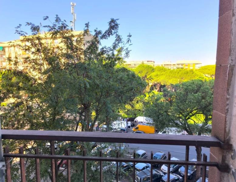 appartamento in vendita a Roma in zona Ardeatino