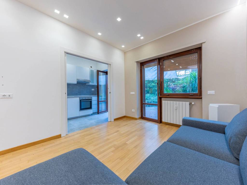 appartamento in vendita a Roma in zona Tor di Quinto