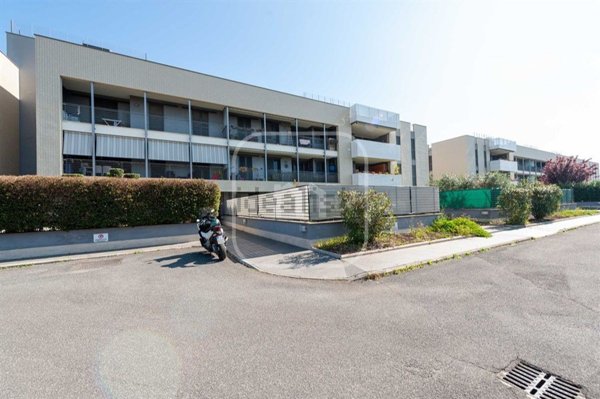 appartamento in vendita a Roma in zona Tor Cervara