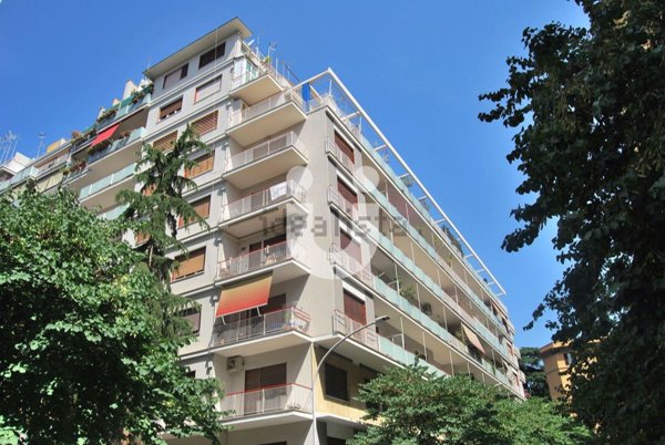 appartamento in vendita a Roma in zona Appio Latino