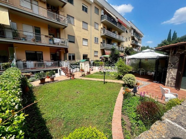appartamento in vendita a Roma in zona Casalotti