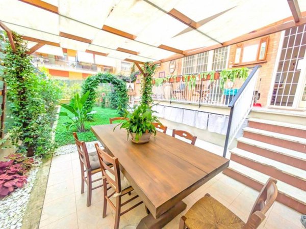 appartamento in vendita a Roma in zona Ostia