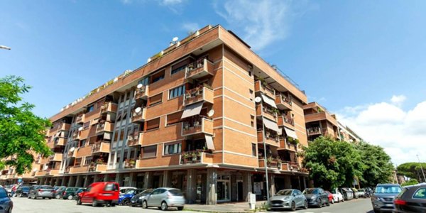 appartamento in vendita a Roma in zona Ostia