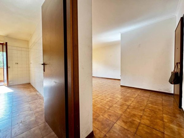 appartamento in vendita a Roma in zona Tor Cervara