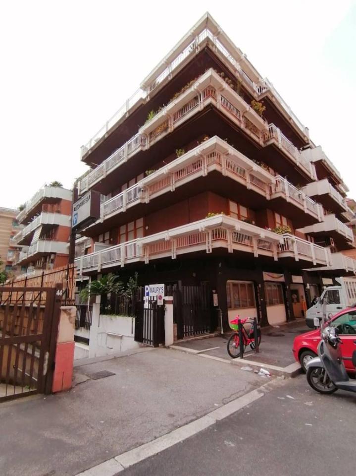 appartamento in vendita a Roma in zona Prenestino-Labicano