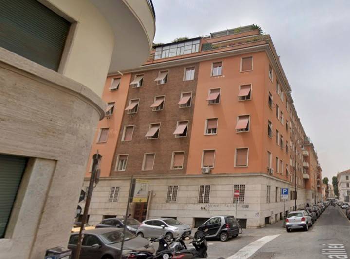 appartamento in vendita a Roma in zona Esquilino