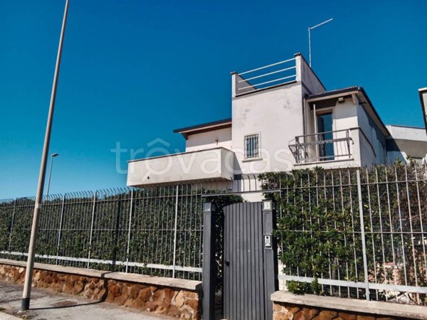 casa indipendente in vendita a Roma in zona Ostiense