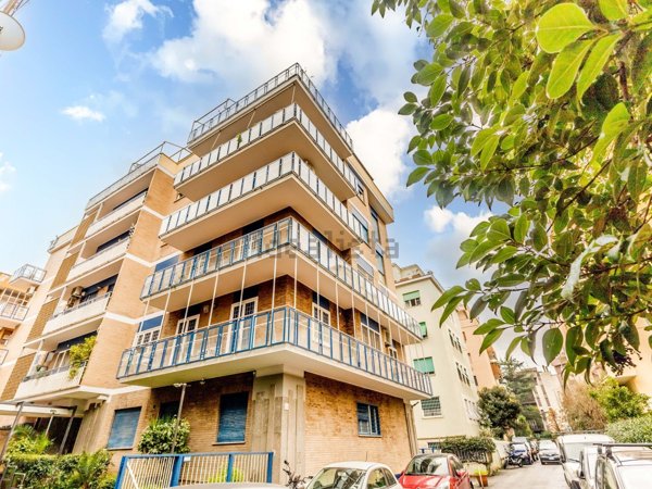 appartamento in vendita a Roma in zona Monte Sacro/Talenti