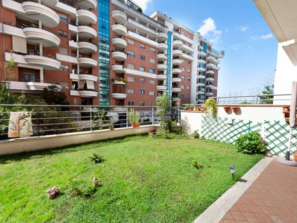 appartamento in vendita a Roma in zona Acilia