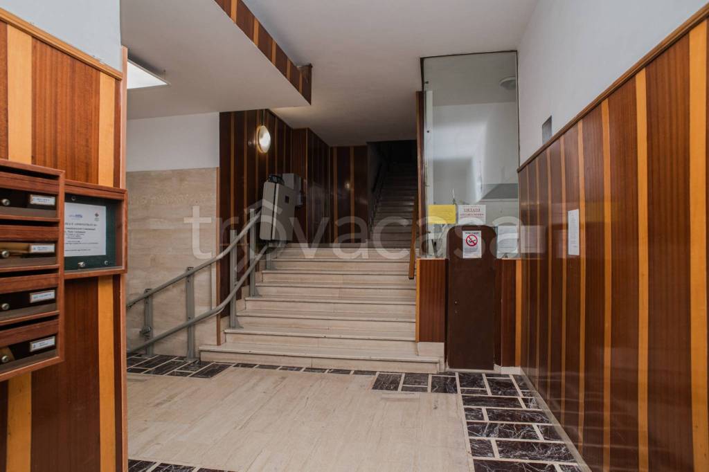 appartamento in vendita a Roma in zona Appio Claudio