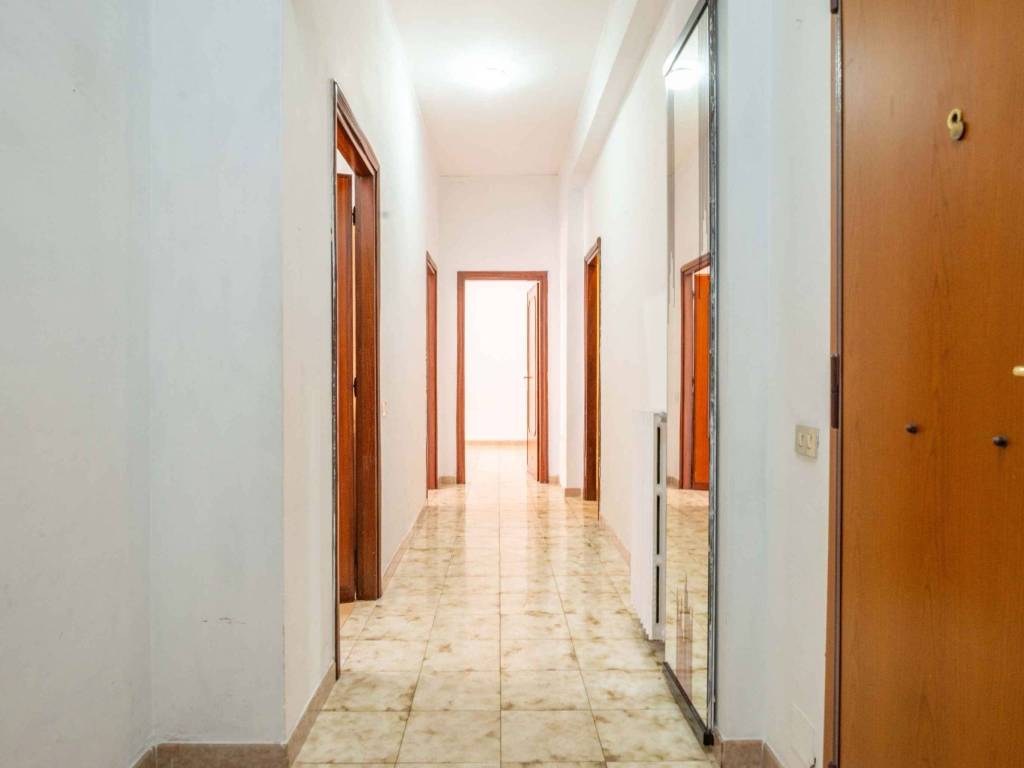 appartamento in vendita a Roma in zona Colle Prenestino