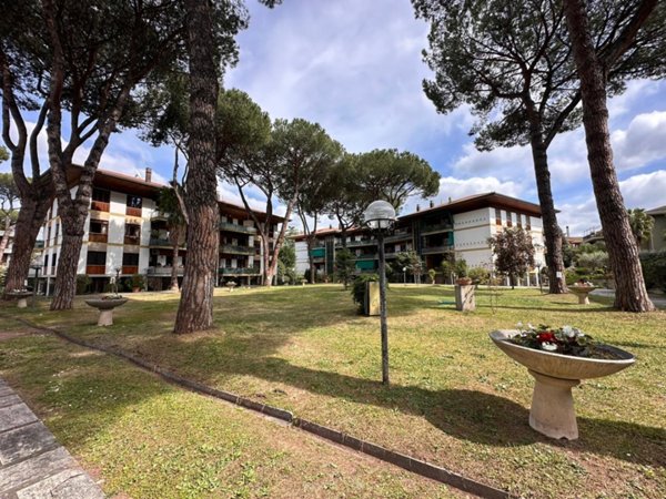appartamento in vendita a Roma in zona Appio Claudio