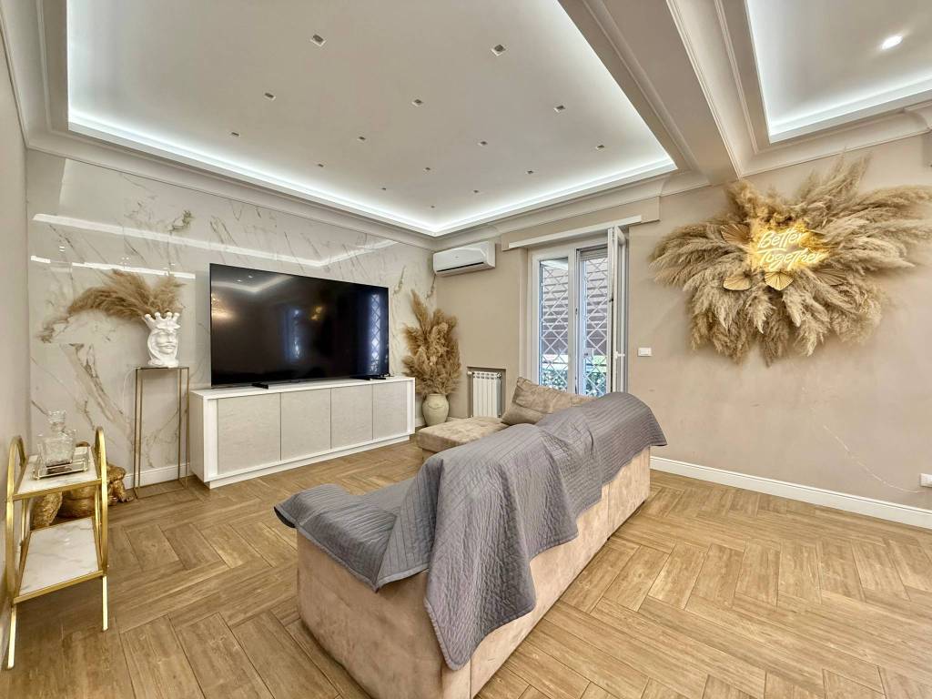 appartamento in vendita a Roma in zona Portuense