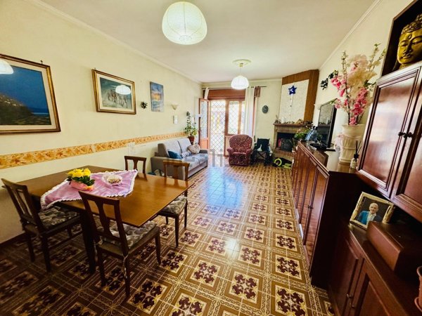 appartamento in vendita a Roma in zona Dragona/Bagnoletto