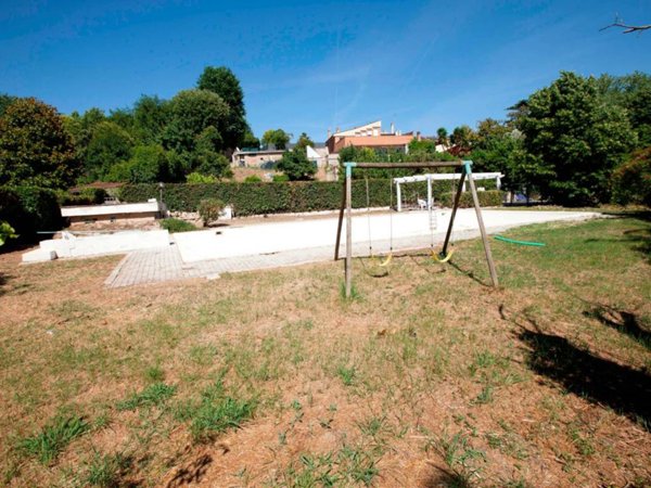 casa indipendente in vendita a Roma in zona Massimina/Casal Lumbroso