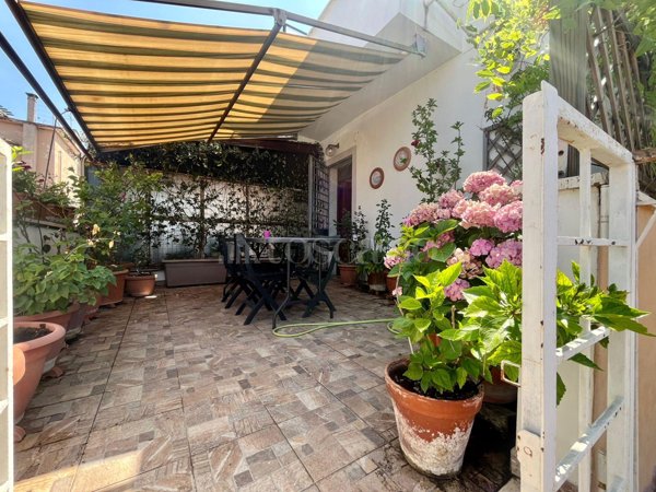 casa semindipendente in vendita a Roma in zona Monte Sacro/Talenti