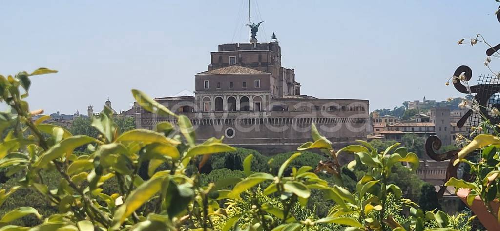 appartamento in vendita a Roma in zona Rione Prati