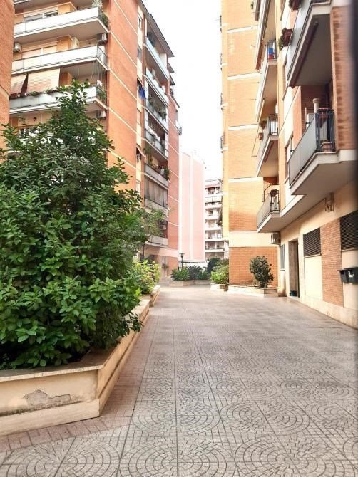 appartamento in vendita a Roma in zona Collatino