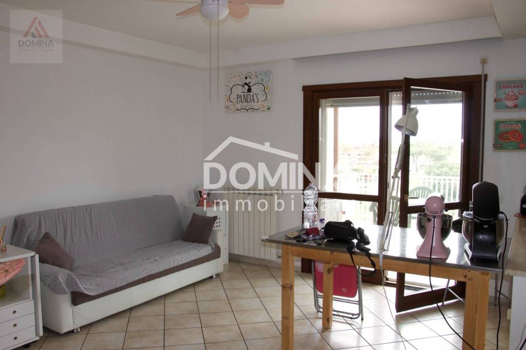 appartamento in vendita a Roma in zona Borghesiana