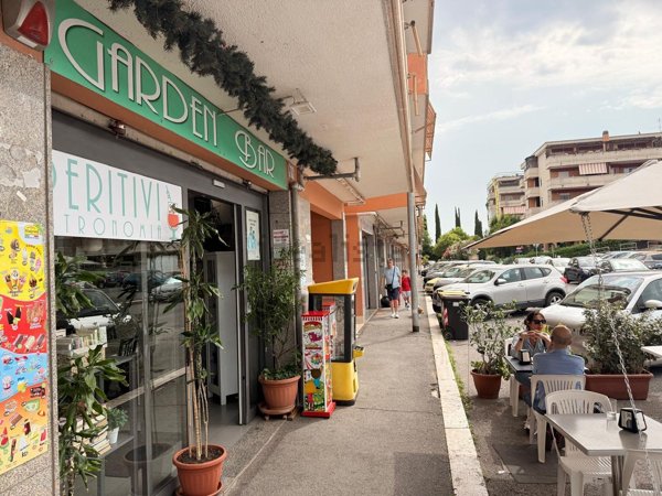 negozio in vendita a Roma