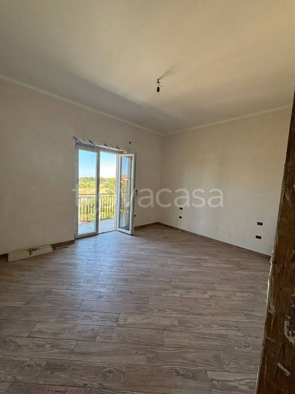 appartamento in vendita a Roma in zona Lunghezza