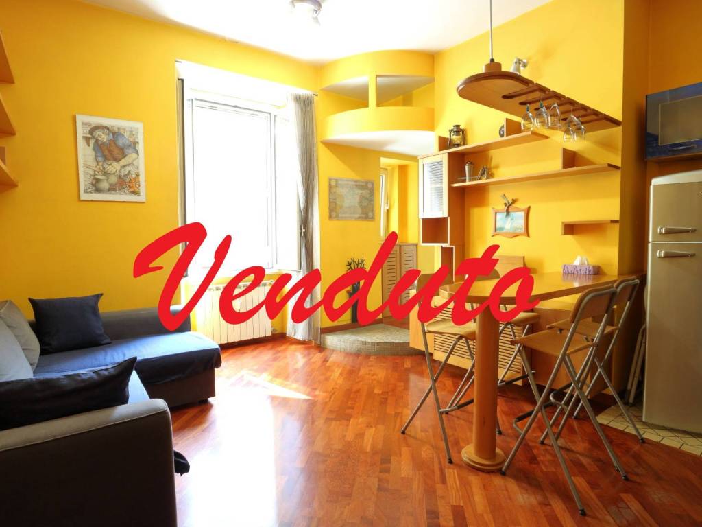 appartamento in vendita a Roma in zona Esquilino