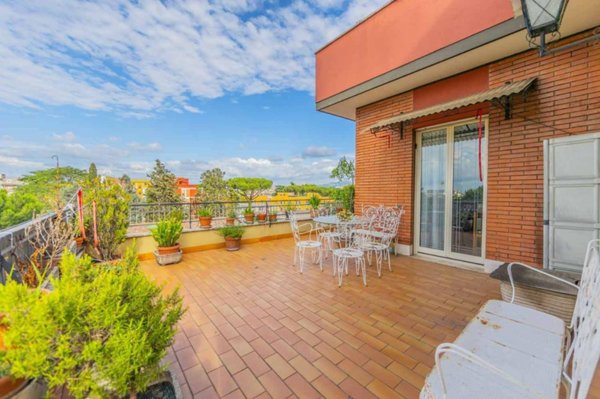 appartamento in vendita a Roma in zona Alessandrino