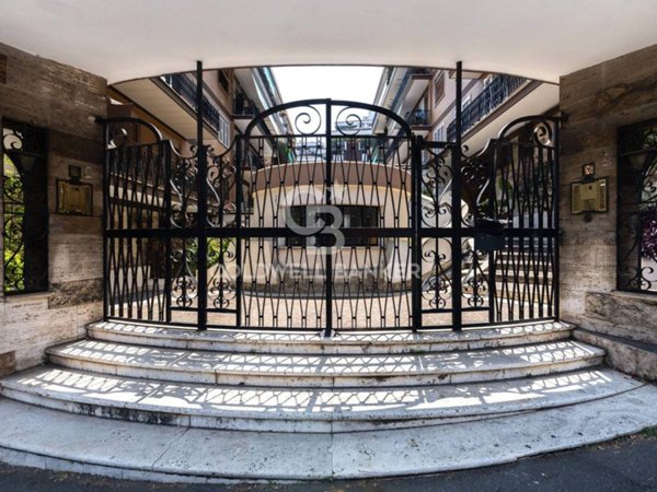 appartamento in vendita a Roma in zona Portuense