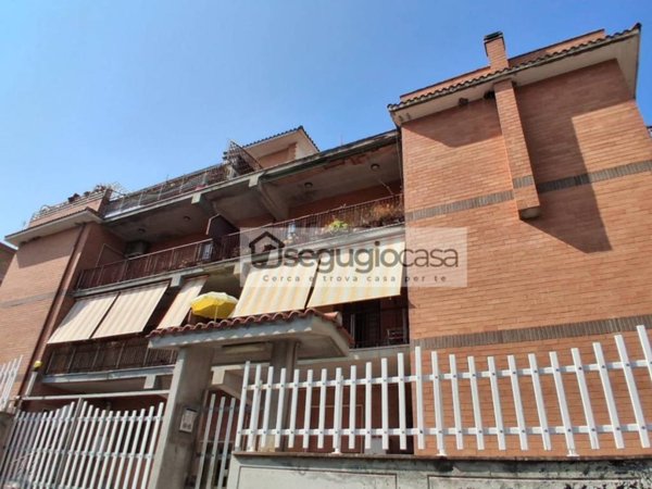 appartamento in vendita a Roma in zona Tor di Quinto