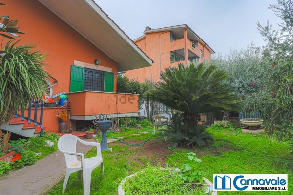 casa indipendente in vendita a Roma in zona Dragona/Bagnoletto