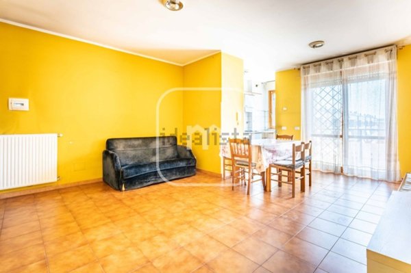 appartamento in vendita a Roma in zona Acilia