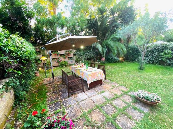 appartamento in vendita a Roma in zona Torrino