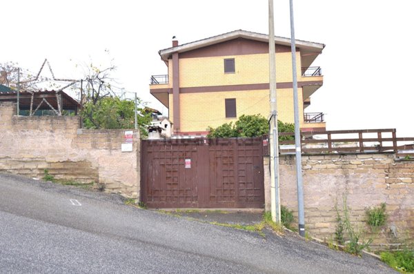 casa indipendente in vendita a Roma in zona Portuense