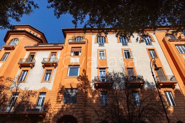 appartamento in vendita a Roma in zona Della Vittoria