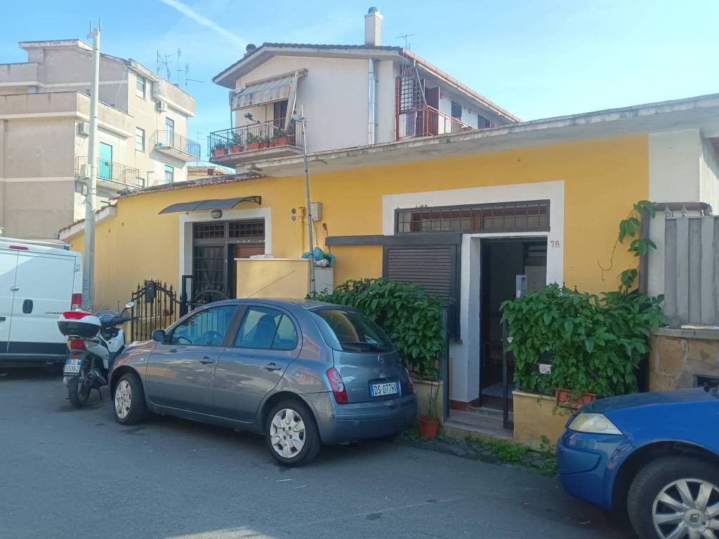 appartamento in vendita a Roma in zona Tor di Quinto