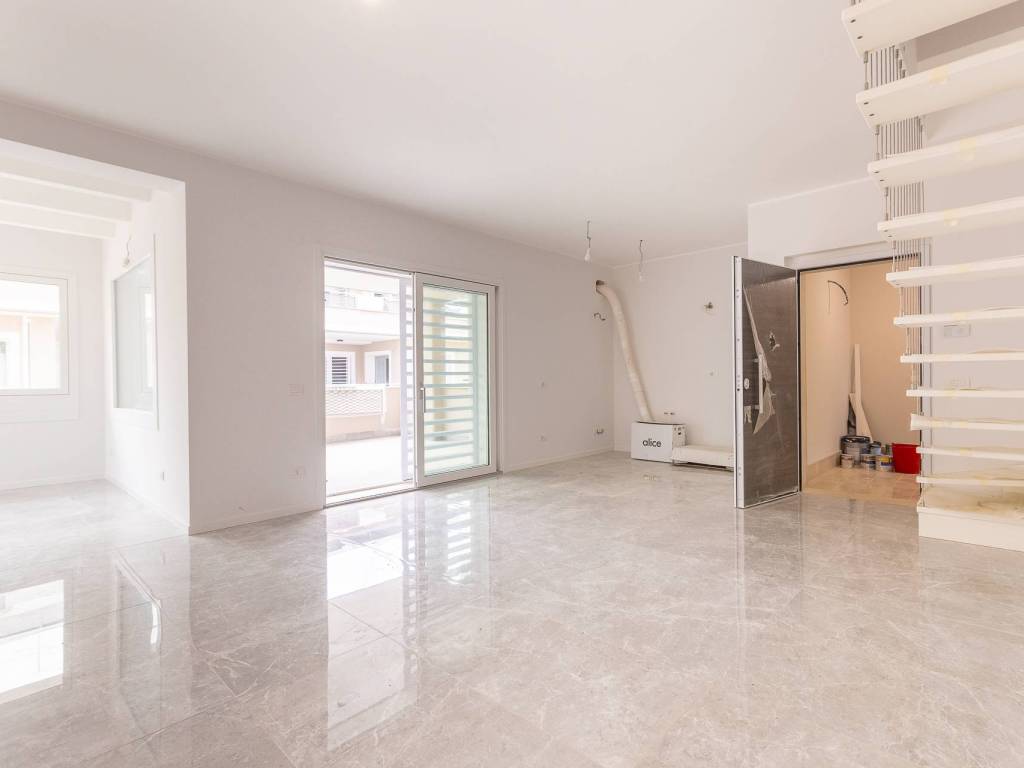 appartamento in vendita a Roma in zona Finocchio