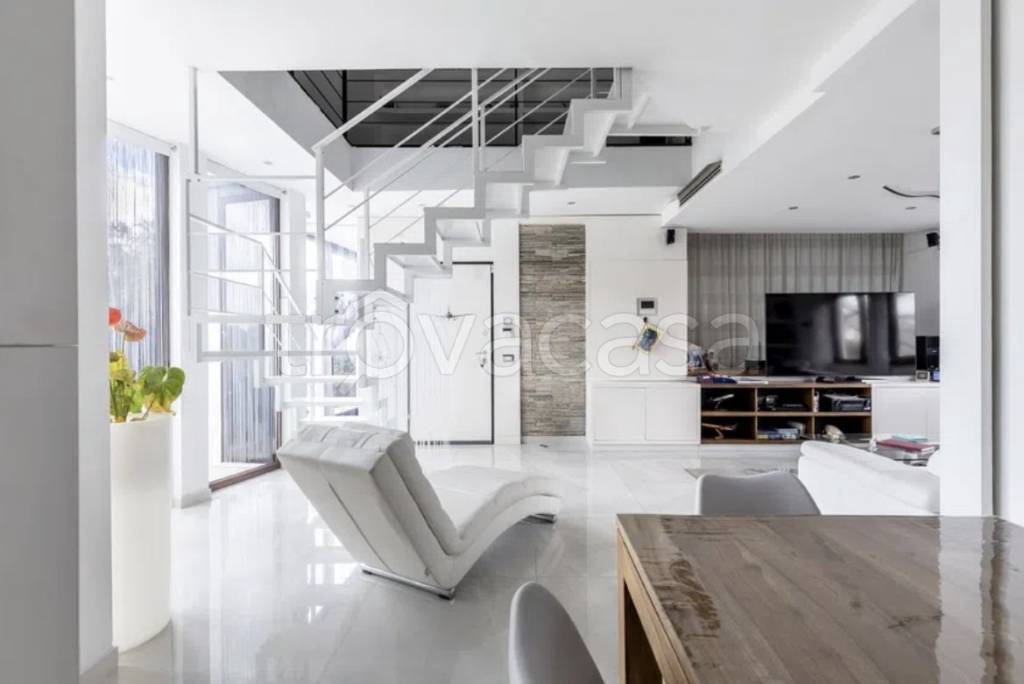 casa indipendente in vendita a Roma in zona Piana del Sole
