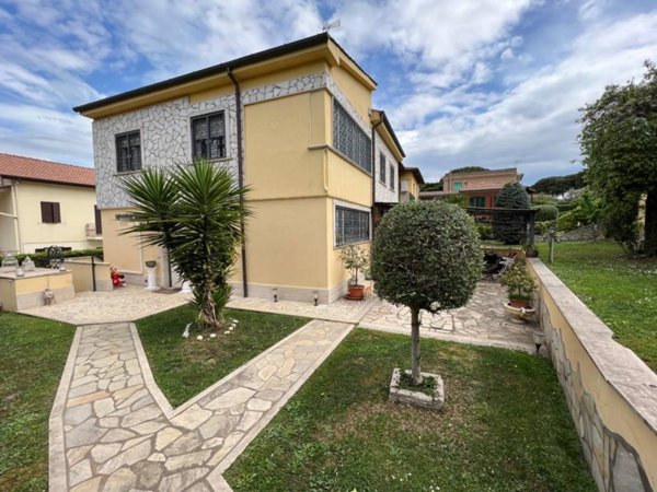 casa indipendente in vendita a Roma in zona Tor Vergata/Torrenova