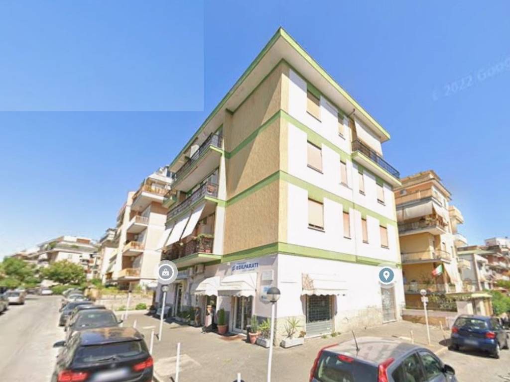 negozio in vendita a Roma in zona Primavalle