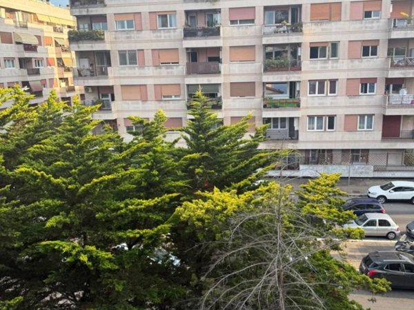 appartamento in vendita a Roma in zona Ostia