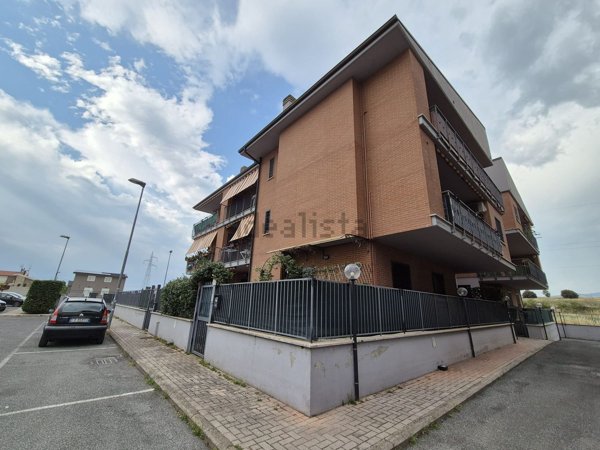 appartamento in vendita a Roma in zona Castelverde