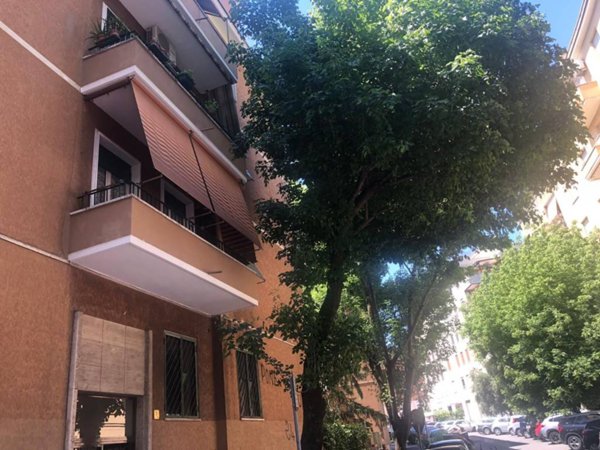 appartamento in vendita a Roma in zona Nomentano