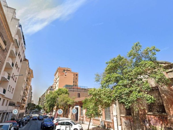 appartamento in vendita a Roma in zona Tuscolano