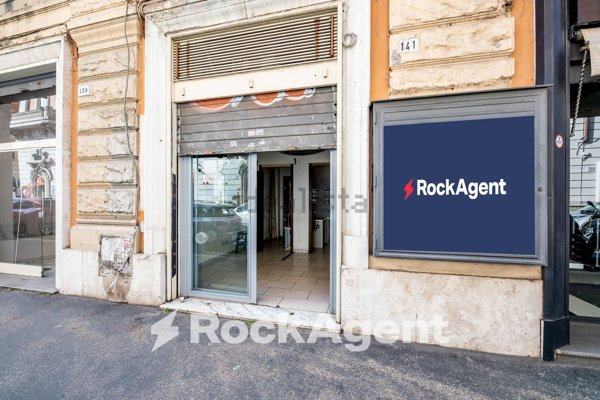 locale commerciale in vendita a Roma in zona Pinciano