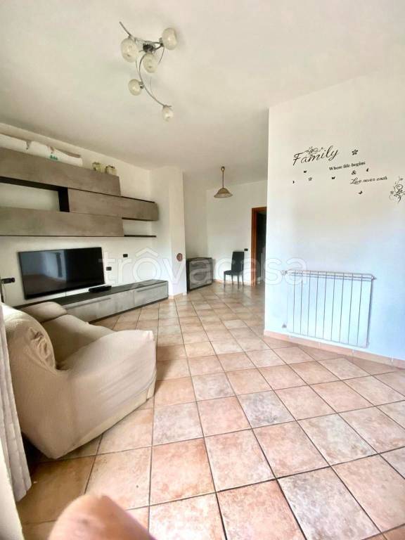appartamento in vendita a Roma in zona Giardini di Corcolle