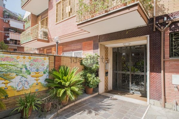 appartamento in vendita a Roma in zona Gianicolense