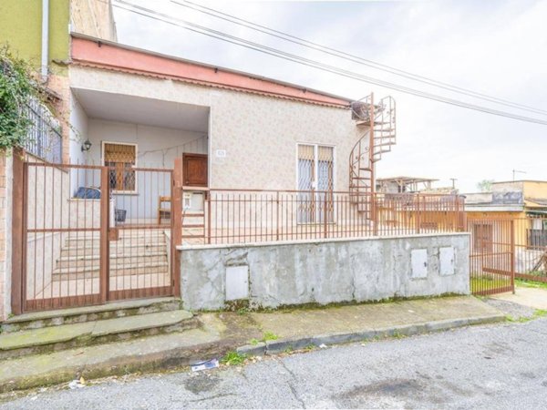 appartamento in vendita a Roma in zona Finocchio