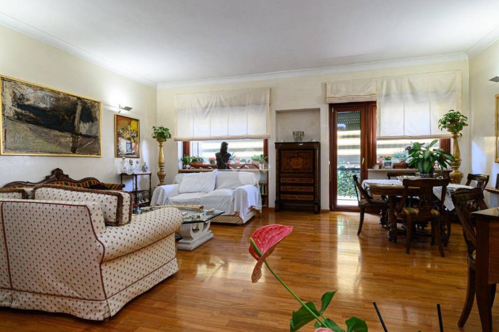 appartamento in vendita a Roma